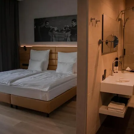 Mk Tirana 5* Rinas