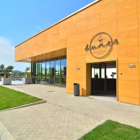 Mk Tirana 5*