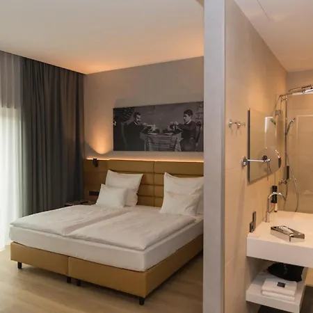 Mk Hotel